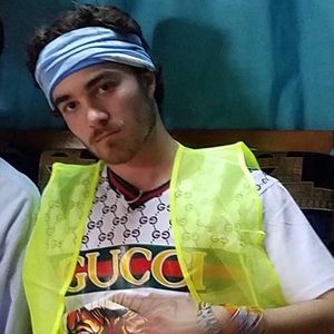 Meet your Posher, Logan